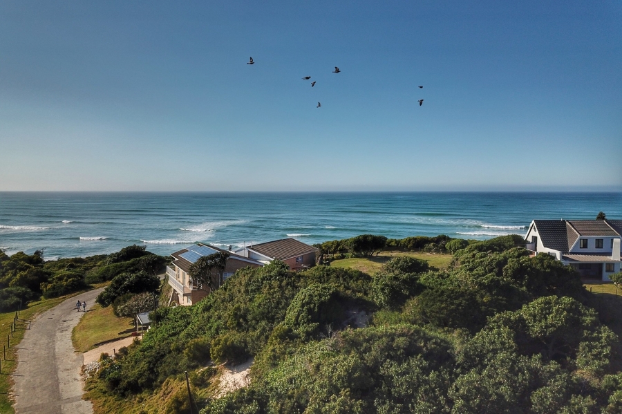 0 Bedroom Property for Sale in Paradise Beach Eastern Cape